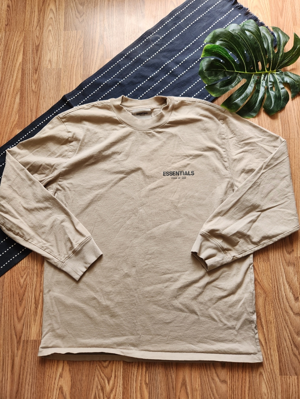 Fear Of God Essentials Long Sleeve Crewneck T-Shirt Tan Size XL